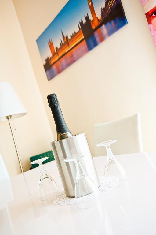 B&B Cagliari Ariosto Eksteriør billede