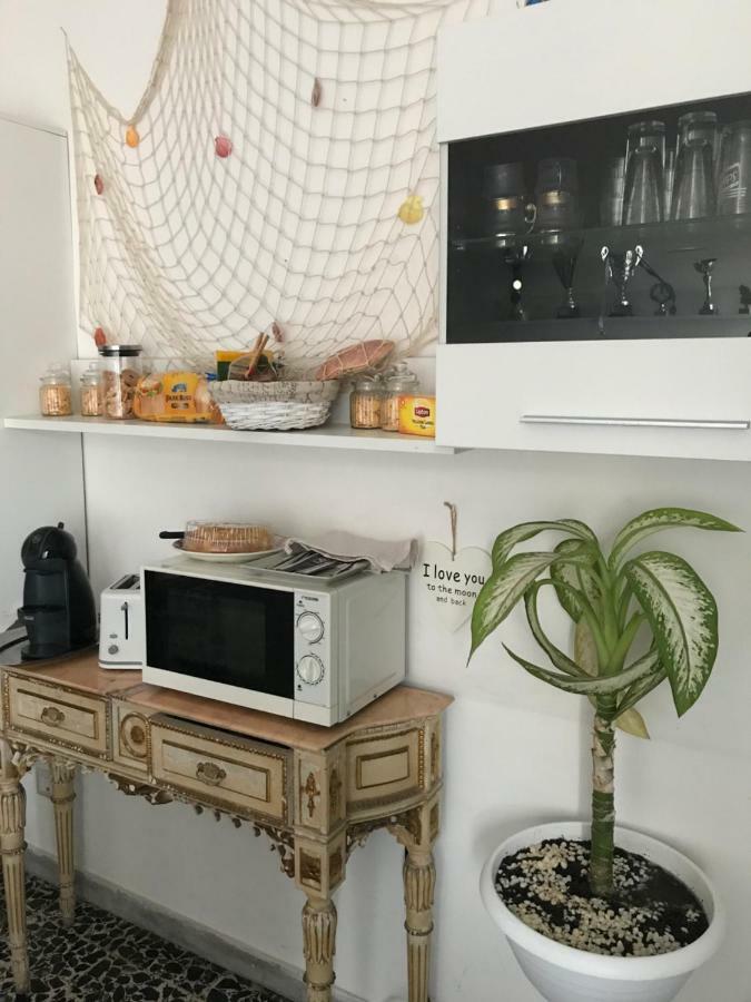 B&B Cagliari Ariosto Eksteriør billede