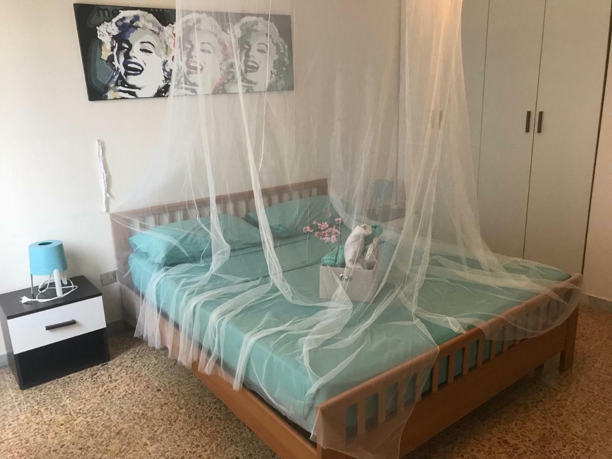 B&B Cagliari Ariosto Eksteriør billede