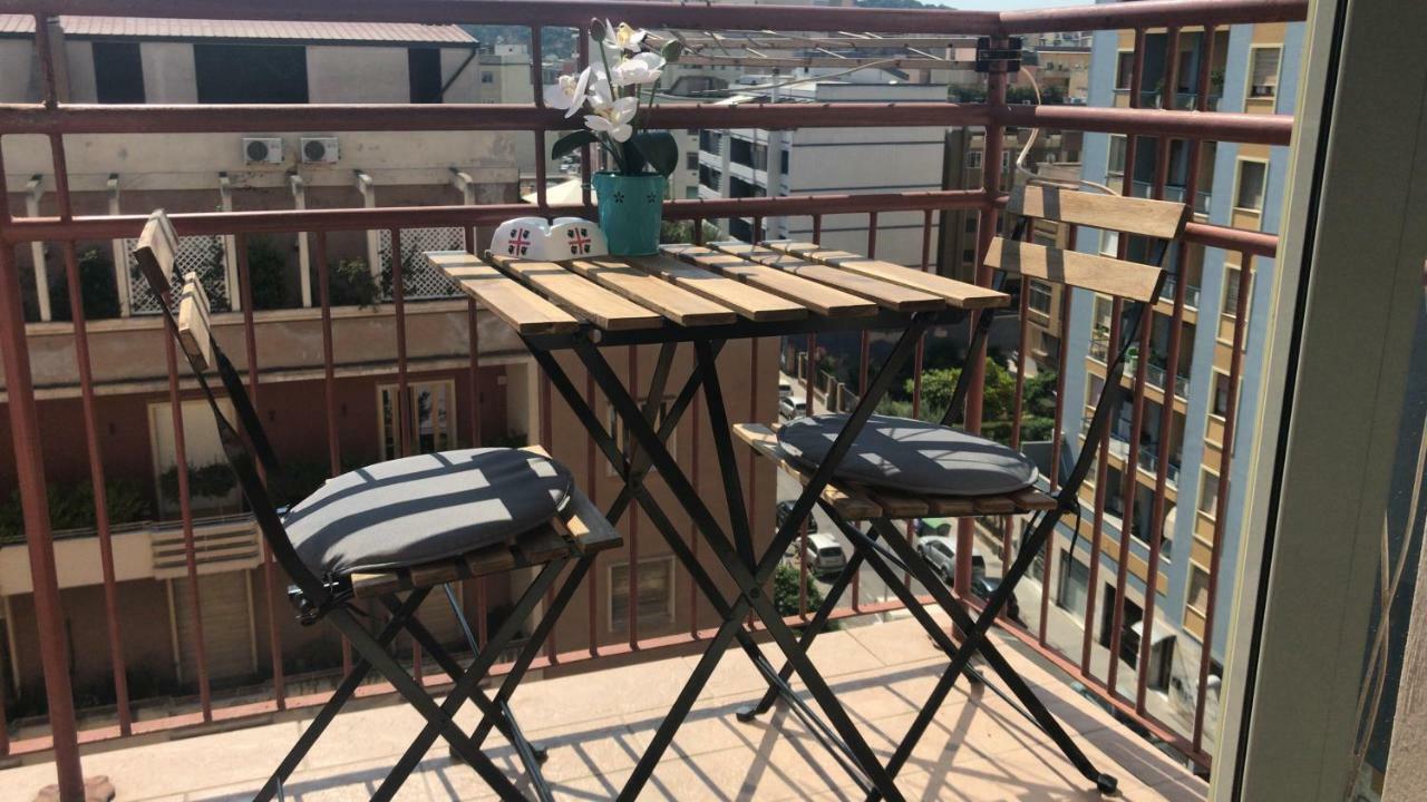 B&B Cagliari Ariosto Eksteriør billede